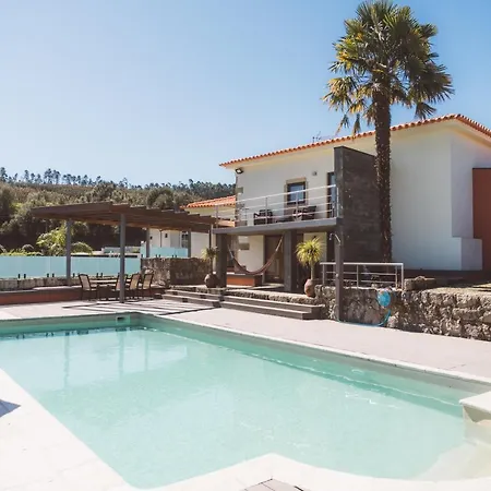 Casa Santiagas Em *