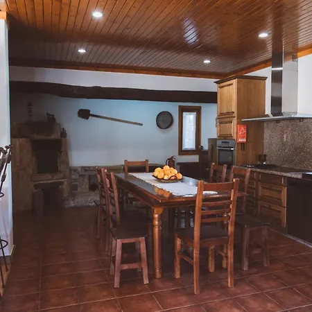 Casa Santiagas Em * Arouca